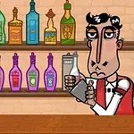 Barda arka planda çeşitli renkli içki şişeleri bulunan bir barmen, elinde bir shaker tutuyor