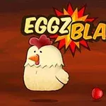 Bir tavuk, patlayan bir efektin yanında EGGZ BLAST!