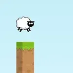 Kareli bir platform üzerinde, mavi gökyüzünün önünde zıplayan beyaz ve siyah gözlü bir koyun