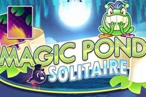 Yeşil bir kurbağa ve mor bitkiler arka planıyla Magic Pond Solitaire metninin olduğu bir afiş