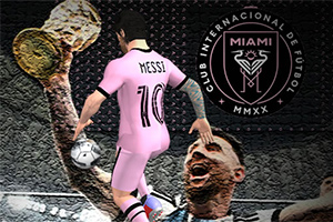 Pembe formayla futbol topuna vuran bir oyuncu ve arka planda bir futbol kulübü logosu