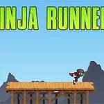 Mavi gökyüzü ve dağ silüeti önünde, ahşap bir platform üzerinde koşan ninja karakteri ve üstte büyük yeşil harflerle Ninja Runner yazısı