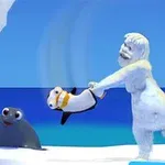 Karakter, elinde pengueni savururken sahnede bir fok ve buz dağları görülüyor